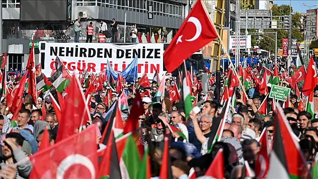 Kabine üyelerinden Gazze Kararlılık Yürüyüşüne destek
