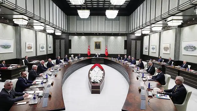 Kabineden halk tarafından seçilen ilk cumhurbaşkanı mesajı