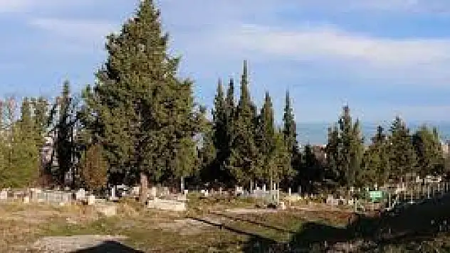 Kabir ziyaretine gelen 3 kadın öldürüldü