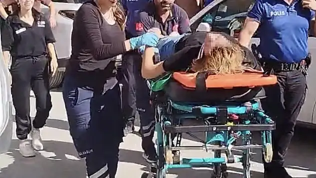 Kafenin birinci katından atlayan kadın ağır yaralandı