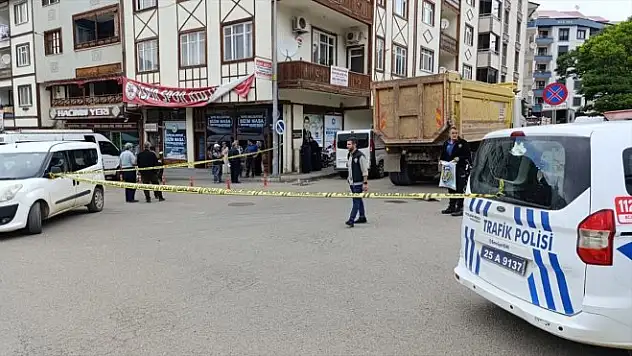 Kamyonetin Çarptığı Kişi Hayatını Kaybetti