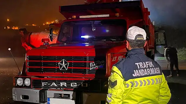 Kamyonuna çakar lamba takan sürücüye ceza yağdı
