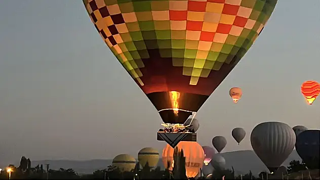 Kapadokya'da balonlar Gazze için havalandı