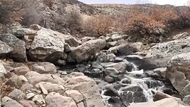 Kar yağışı Karapınar'a can suyu oldu