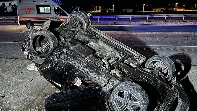 Karaman-Konya yolunda feci kaza: 1 ölü 2 yaralı!