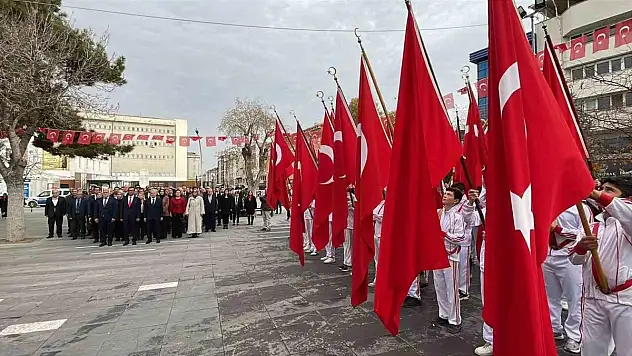 Karaman'da Öğretmenler Günü kutlamaları düzenlendi