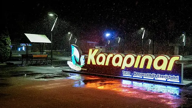Karapınar'da kar yağışı