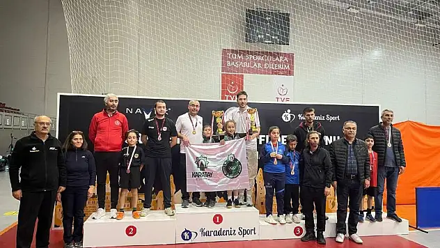 Karatay Belediyespor'dan Türkiye Şampiyonası'nda Çifte Şampiyonluk