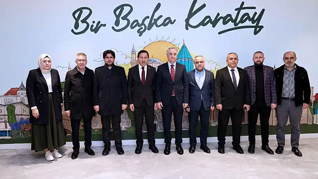 Karatay'da AK Parti çıkartması: Yatırımlar yerinde incelendi