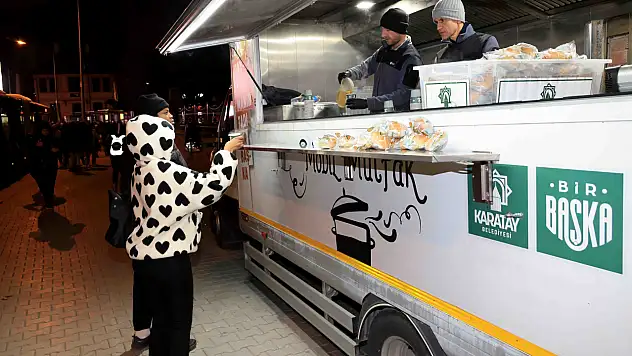 Karatay'da mobil ikram araçları gönülleri ısıttı