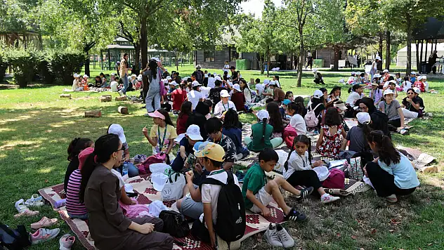 Karatay'da unutulmaz dönem sonu etkinliği! Öğrenciler doyasıya eğlendi