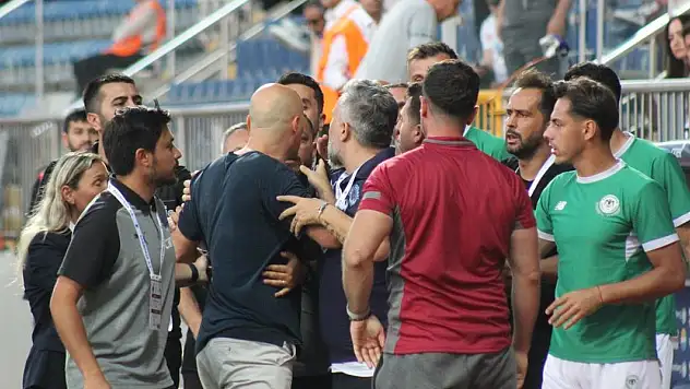 Kasımpaşa - Konyaspor maçının PFDK sevkleri açıklandı! Saygısız Sami Uğurlu'ya ağır ceza yolda