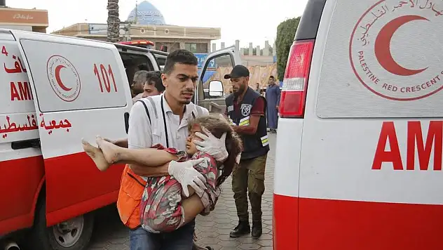 Katil İsrail saldırılarına ara vermiyor: 5 ölü, 21 yaralı