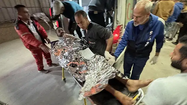 Katil İsrail'in Gazze'ye saldırılarında son 24 saatte 97 kişi hayatını kaybetti