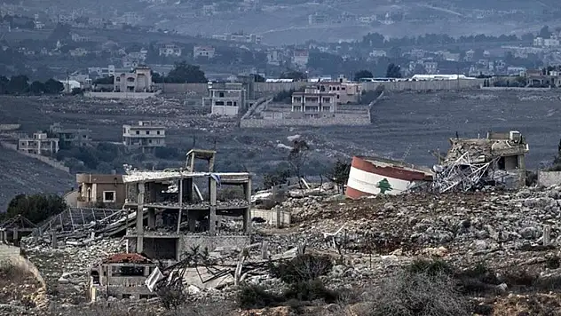 Katil İsrail'in Lübnan'a düzenlediği hava saldırılarında 2 kişi öldü