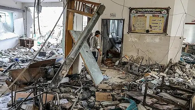 Katliamcı İsrail, son 20 günde 8 okulu vurdu