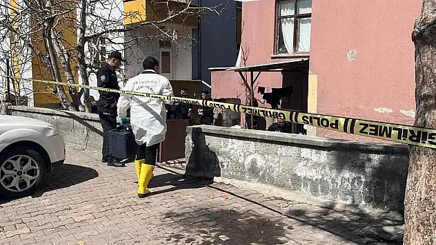 Kayseri'de sobadan sızan gaz 3 can aldı