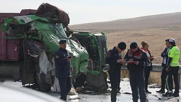 Kazada hayatını kaybeden sürücülerin kimlikleri belli oldu!
