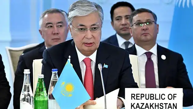 Kazakistan Cumhurbaşkanı'ndan 'Büyük Türk Dili Modeli' önerisi