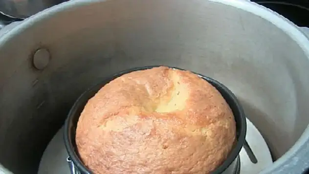Kekin içinin neden hamur kaldığı çözüldü! Şefler böyle yapıyormuş