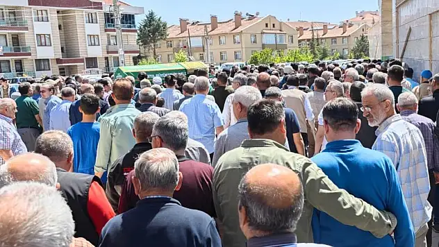 KGC Başkanı Özdemir'in kayınbabası defnedildi
