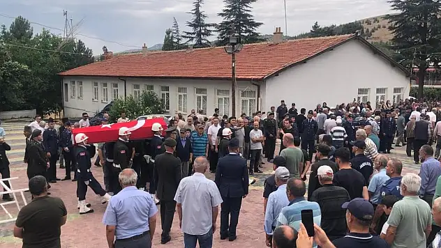 Kıbrıs gazisi Konya'da törenle son yolculuğuna uğurlandı