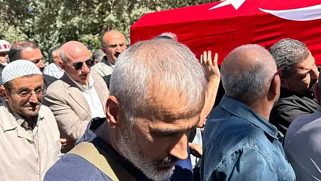 Kıbrıs Gazisi Vahit Kaynak Son Yolculuğuna Uğurlandı