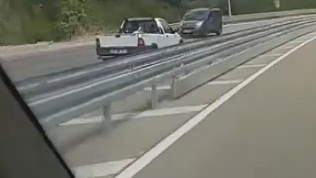 Kilometrelerce yolu ters şeritten gitti