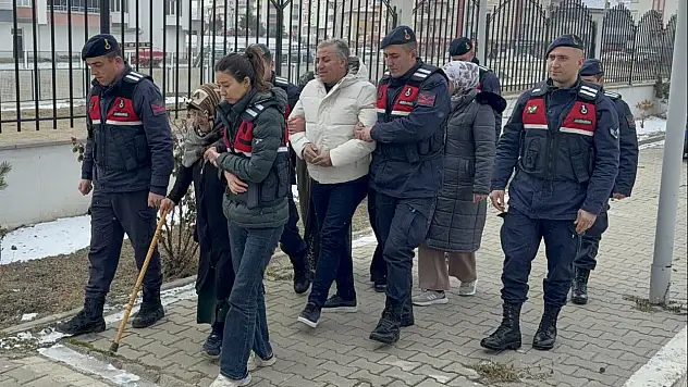 Kimlik oyunu 65 yıl sonra patladı! 4 kişi gözaltında