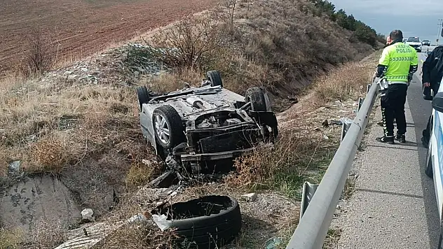 Kırıkkale'de iki otomobil çarpıştı 7 yaralı