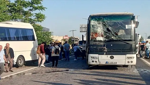 Kırklareli'nde zincirleme trafik kazasında 19 kişi yaralandı
