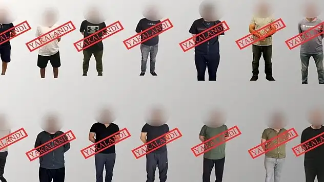 Kırmızı bültenle aranan 12 suçlu Türkiye'ye getirildi