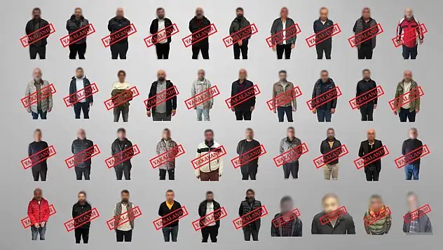 Kırmızı bültenle aranan 40 suçlu Türkiye'ye getirildi