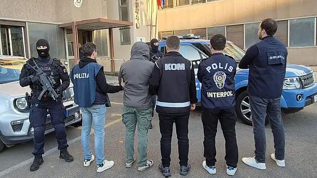 Kırmızı bültenle aranan Barış Boyun yakalandı