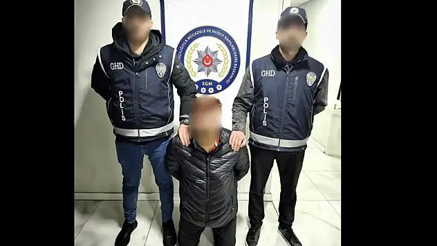 Kırmızı bültenle aranan suç örgütü elebaşı, İstanbul'da yakalandı