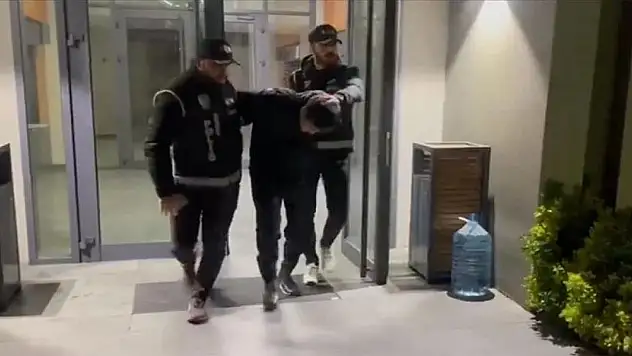 Kırmızı ve sarı bültenle aranan zanlı 'Mahzen-27' operasyonuyla yakalandı