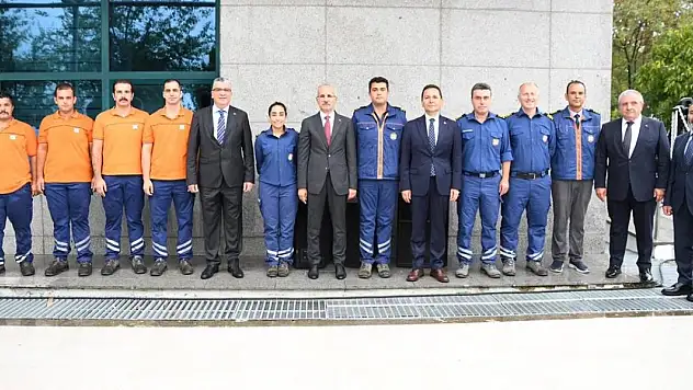 Kıyı Emniyeti ekipleri 9 ayda 37 bin 128 gemiye kılavuzluk hizmeti verdi