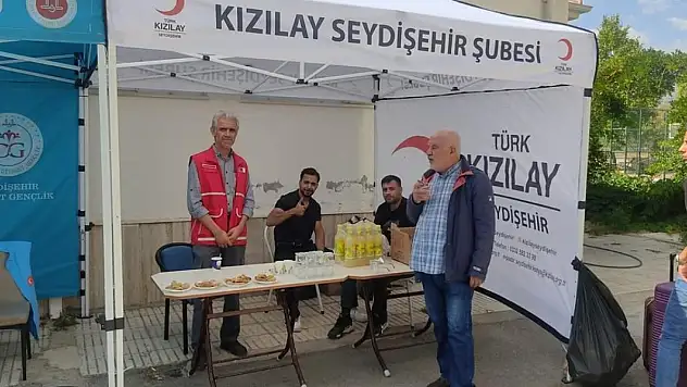 Kızılay'dan yeni öğrencilere sıcak karşılama