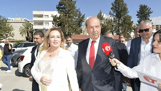 KKTC Cumhurbaşkanı Ersin Tatar, oyunu kullandı