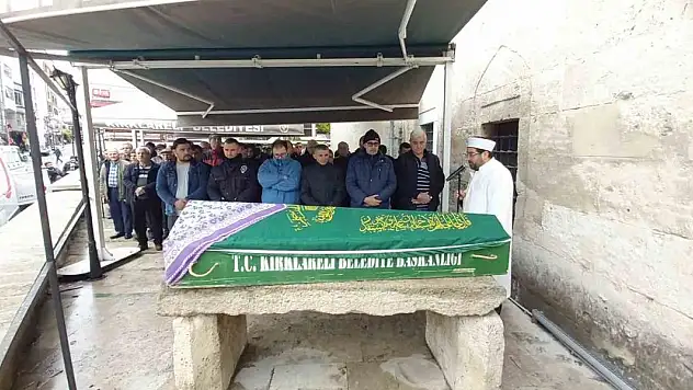 Kocası tarafından balta ile öldürülen kadın son yolculuğuna uğurlandı