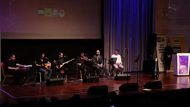 Komek Müzik Öğretmenlerinden 'İrfani Türküler' Müzik Dinletisi