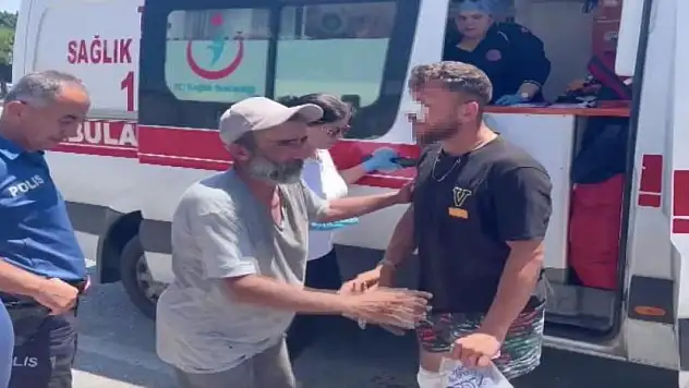 Kontrolü kaybedip beton bloka çarptı, kazayı duyan baba fenalık geçirdi