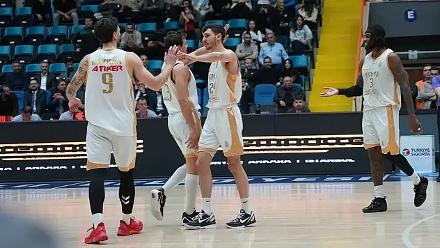 Konya BBSK'da üç ayrılık yaşandı