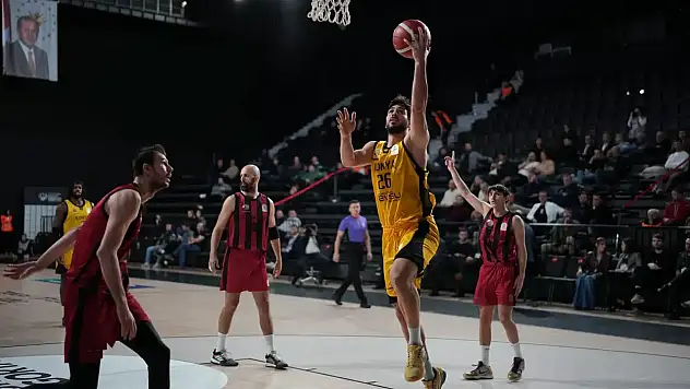 Konya BBSK finalde