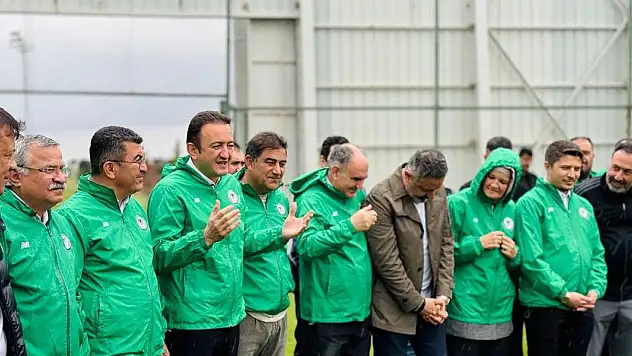 Konya bürokrasisinden Konyaspor'a ziyaret