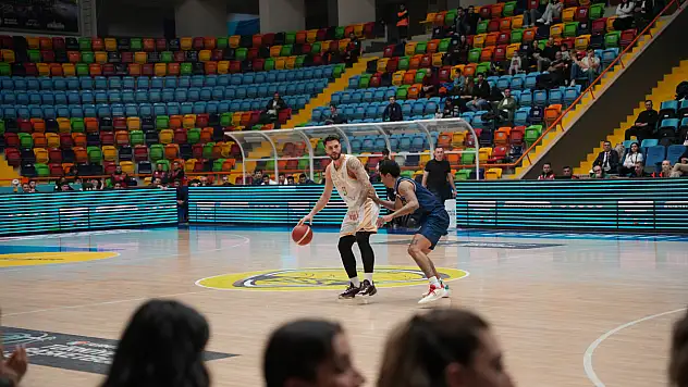 Konya Büyükşehir'den harika galibiyet! Çayırova'yı devirdik 86-84