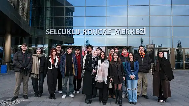 Konya Büyükşehir Gençlik Meclisi'nden Öğrencilere Gezi Programı!