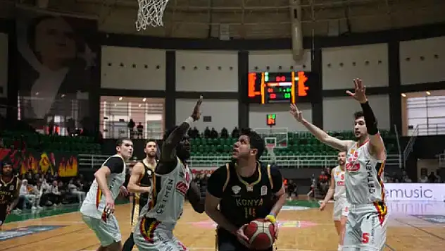 Konya Büyükşehir Göztepe'ye mağlup!