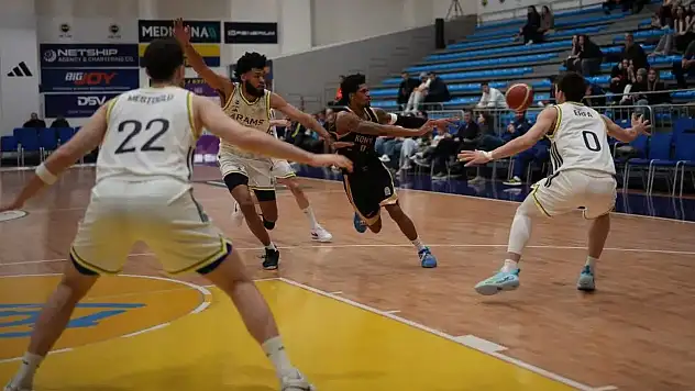 Konya Büyükşehir İstanbul'da Fenerbahçe'ye kaybetti, seri uzadı! 98-93