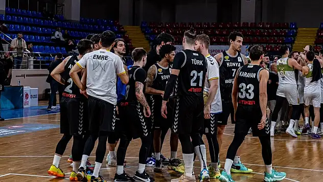 Konya Büyükşehir, İstanbul'da mağlup 96-83